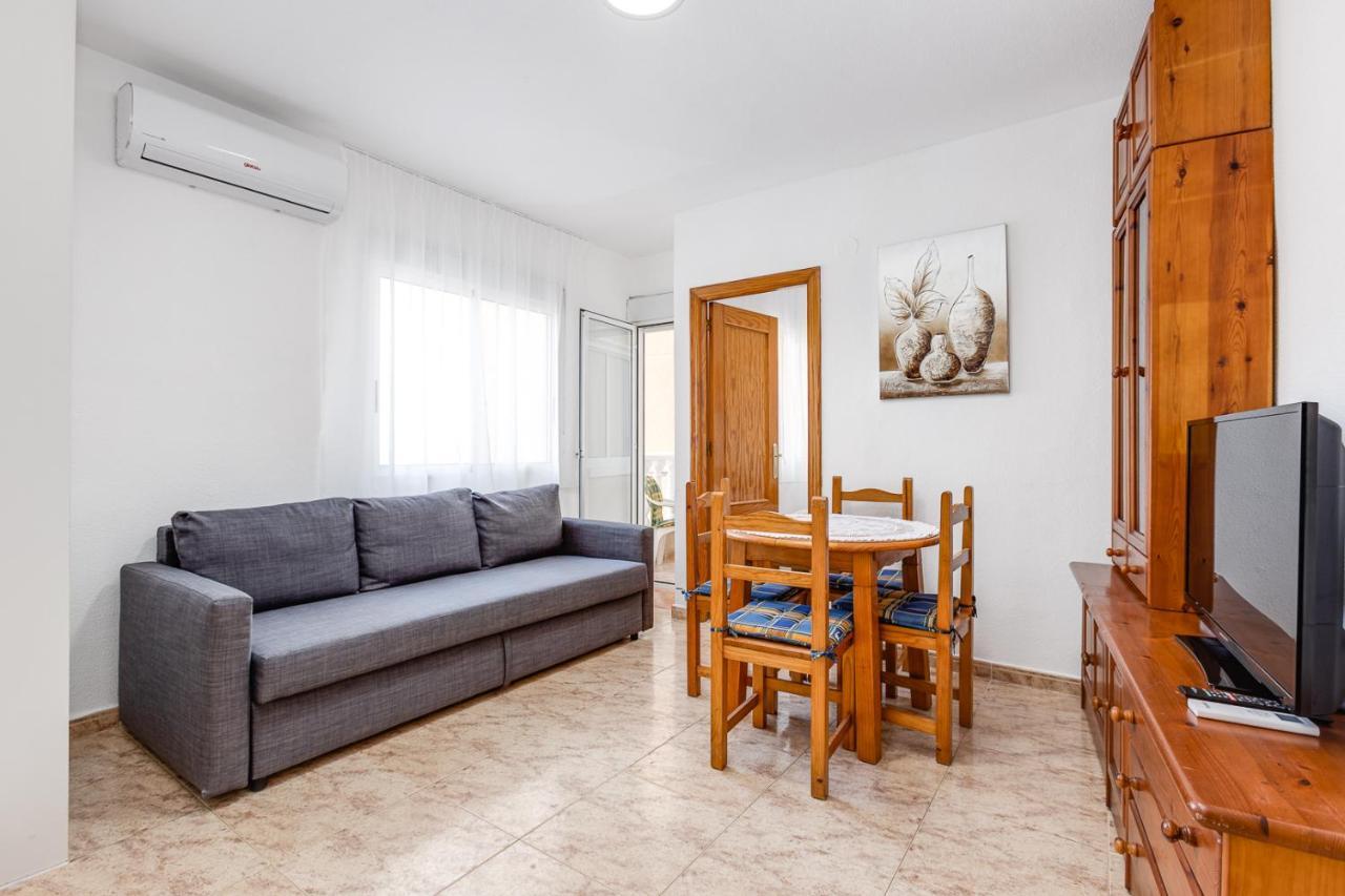 Apartment Caballero De Rodas Torrevieja Esterno foto