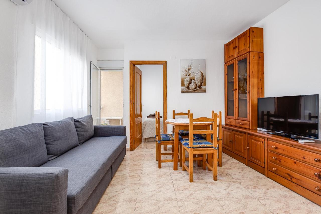 Apartment Caballero De Rodas Torrevieja Esterno foto