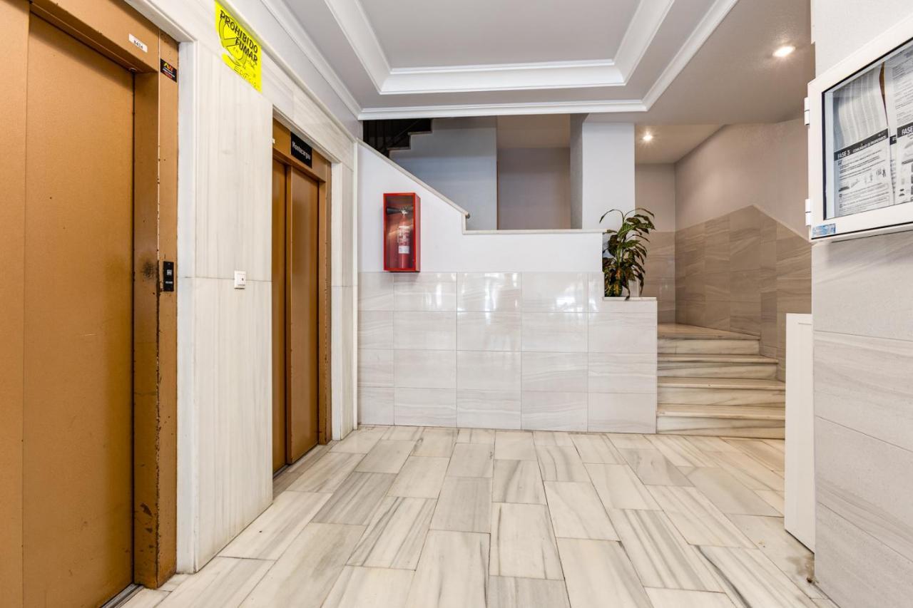 Apartment Caballero De Rodas Torrevieja Esterno foto