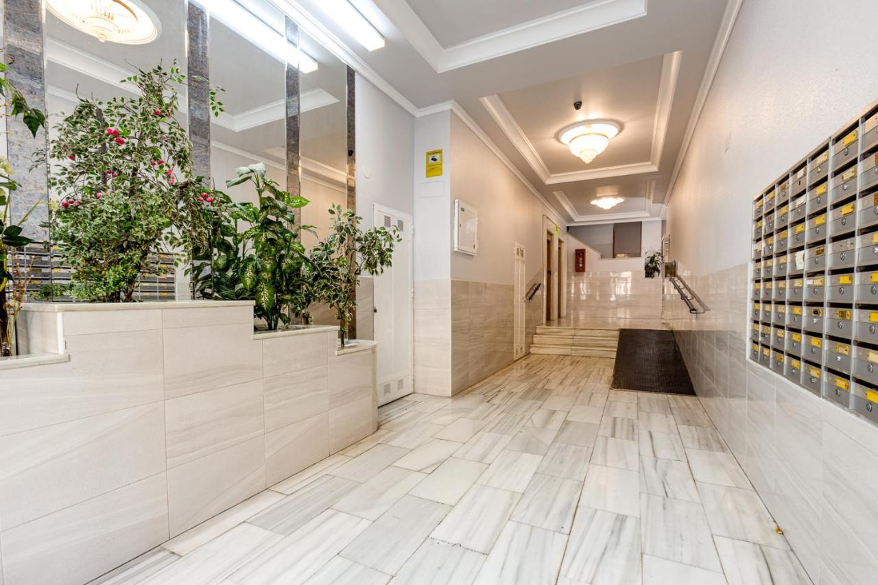 Apartment Caballero De Rodas Torrevieja Esterno foto